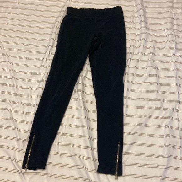 Express Zipper Leggings - Picture 2 of 2